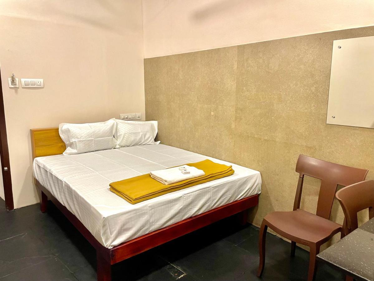 Reach Residency Hotel Kochi Exterior foto
