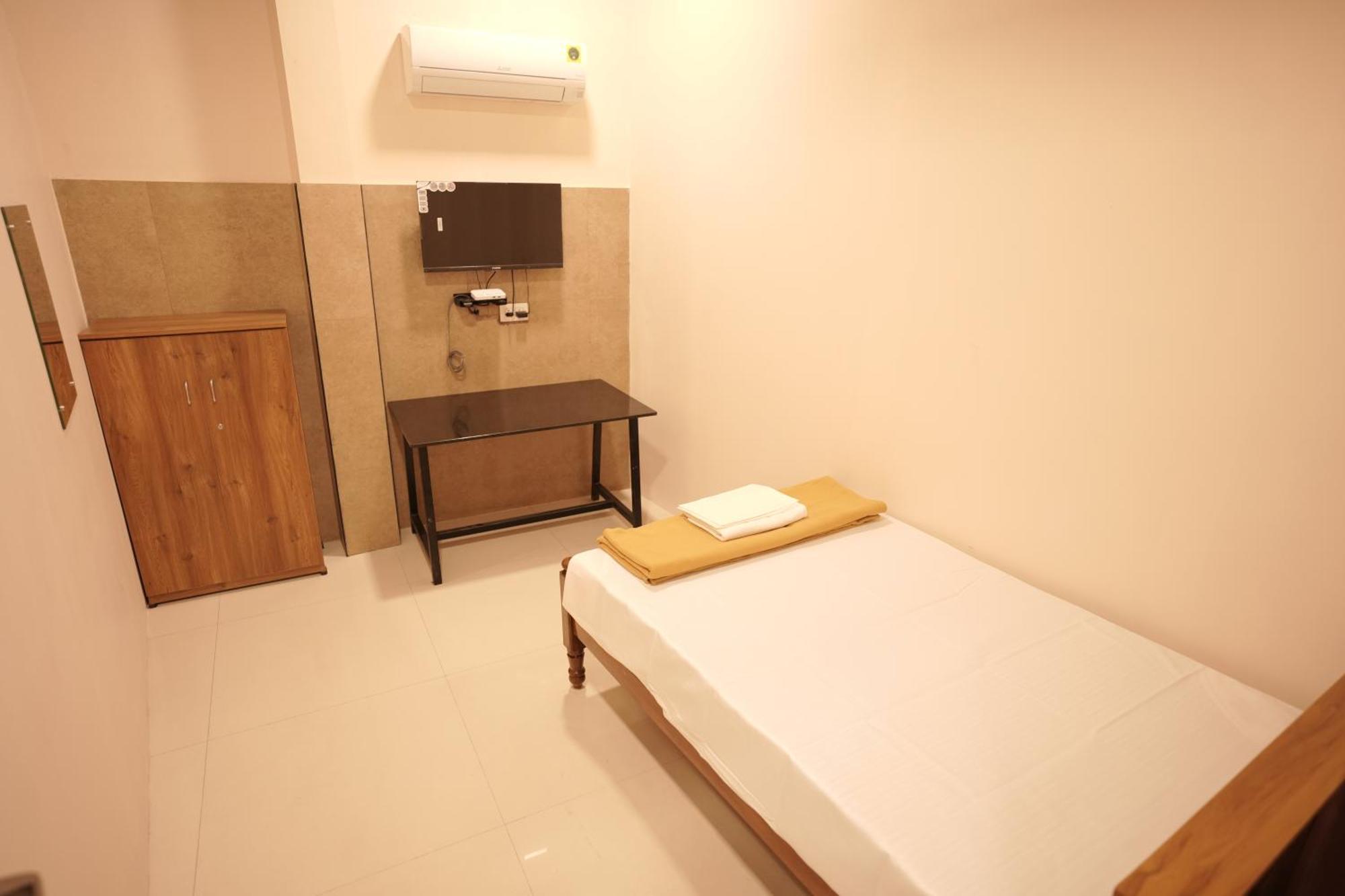 Reach Residency Hotel Kochi Exterior foto