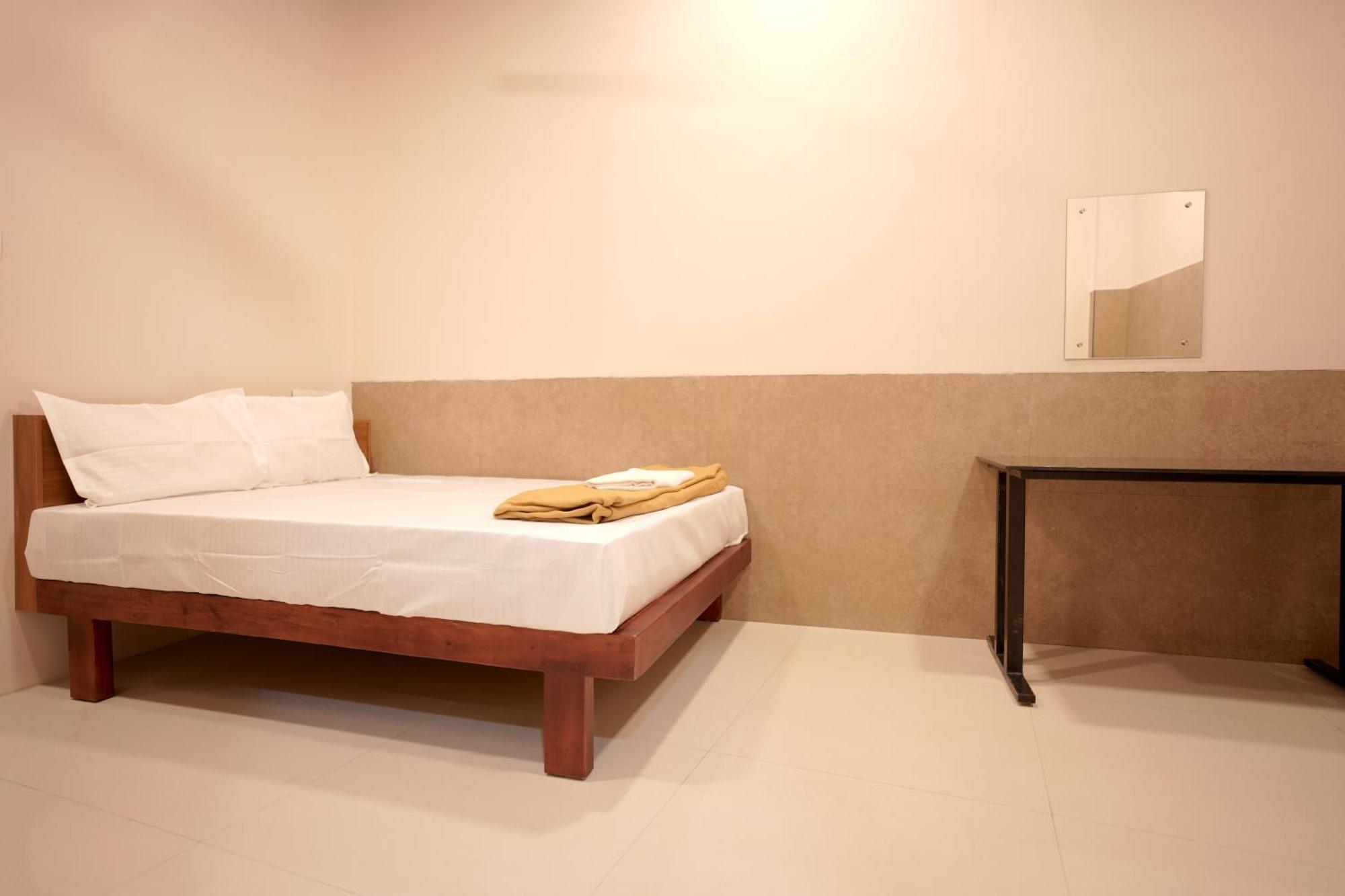 Reach Residency Hotel Kochi Exterior foto