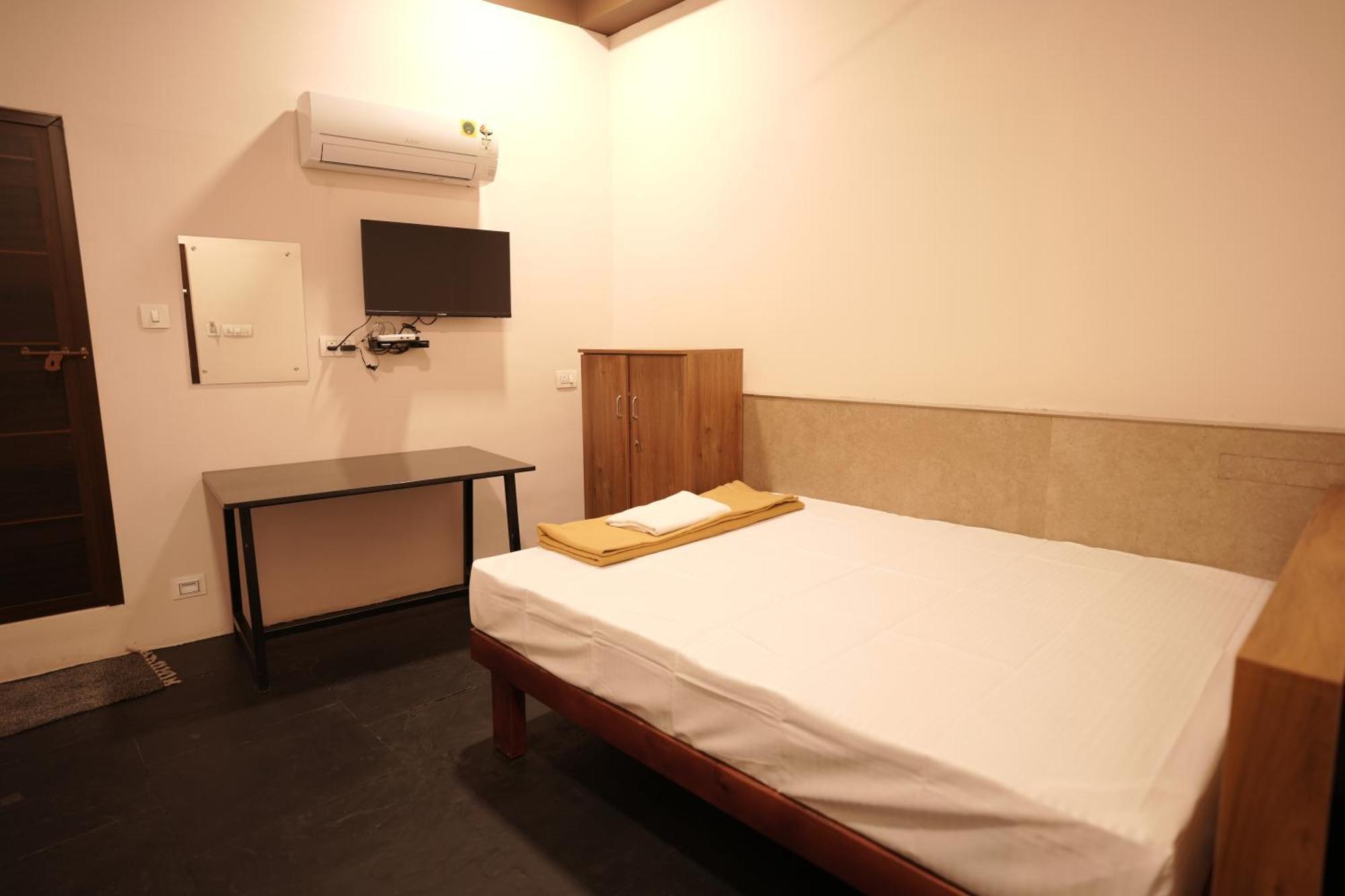 Reach Residency Hotel Kochi Exterior foto